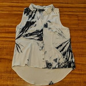 Rock & Republic Hi-Low Top